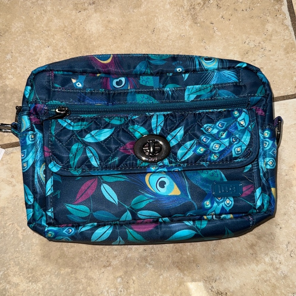 Lug Clutch w/ Built-in Wallet (a lot of pockets plus belt loops!)